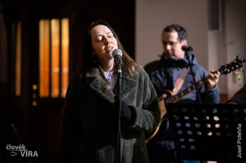 Chválová adorace