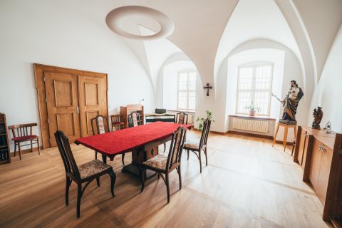 Klášter únor 2021 + komunita sester