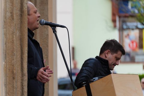 Koncert na schodech – Láďa Křížek