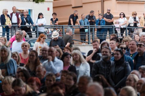 Koncert na schodech – Láďa Křížek