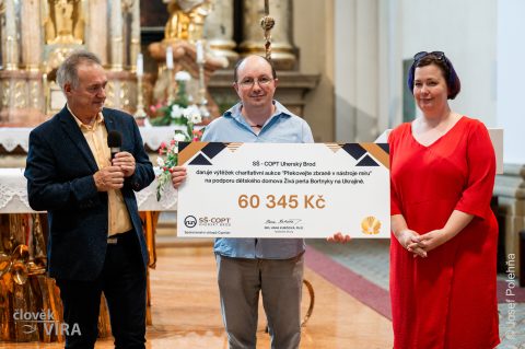 Koncert "Překovejte zbraně v nástroje míru"