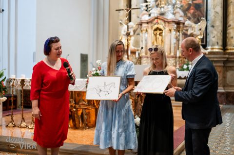 Koncert "Překovejte zbraně v nástroje míru"