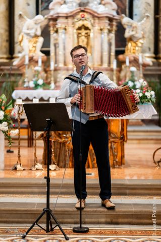 Koncert "Překovejte zbraně v nástroje míru"