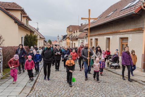 Křížová cesta městem 2022