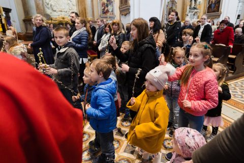 Květná neděle 2025
