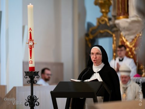 Mše sv. na poděkovaní za 75 let komunity dominikánských mnišek ČaV