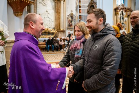 Mše sv. s obnovou manželských slibů