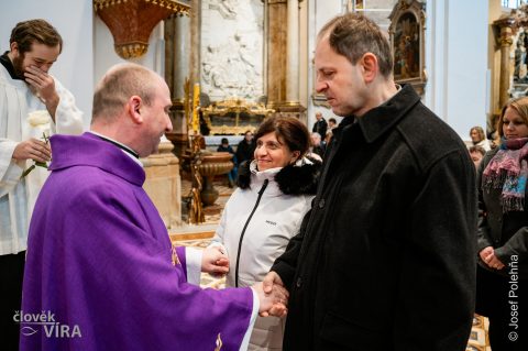 Mše sv. s obnovou manželských slibů