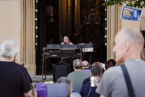 ... na schodech – Roman Dragoun
