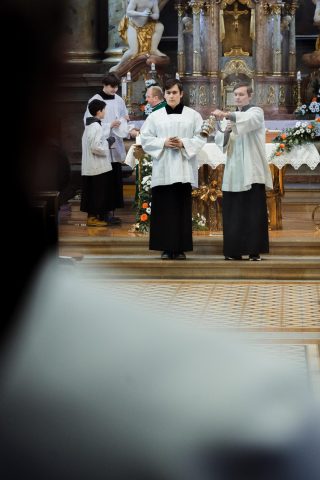 Obřad pověření ke službě podávání svatého přijímání  – Jarek a Lukáš