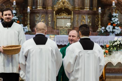 Obřad pověření ke službě podávání svatého přijímání  – Jarek a Lukáš