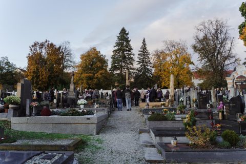 Pobožnost za zemřelé – starý hřbitov Uherský Brod 2023