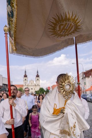 Průvod na slavnost Těla a krve Páně