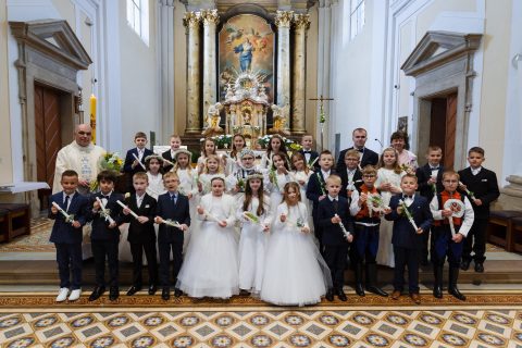 První sv. přijímání 2025
