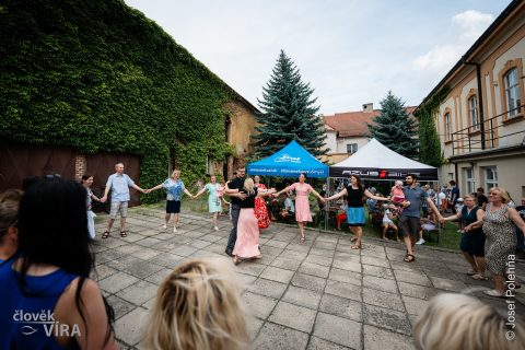 Rozloučení s otcem Petrem Janíčkem