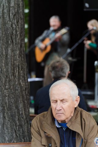 Vladimír Merta na schodech