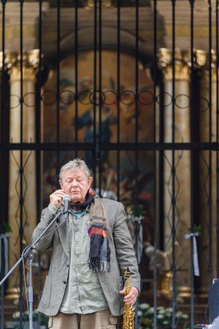 Vladimír Merta na schodech