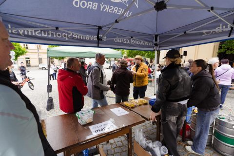 Vladimír Merta na schodech