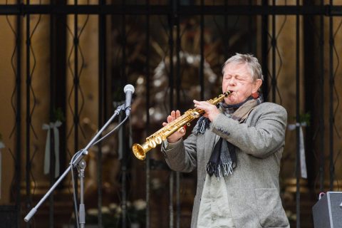 Vladimír Merta na schodech