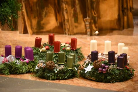 Žehnání adventních věnců